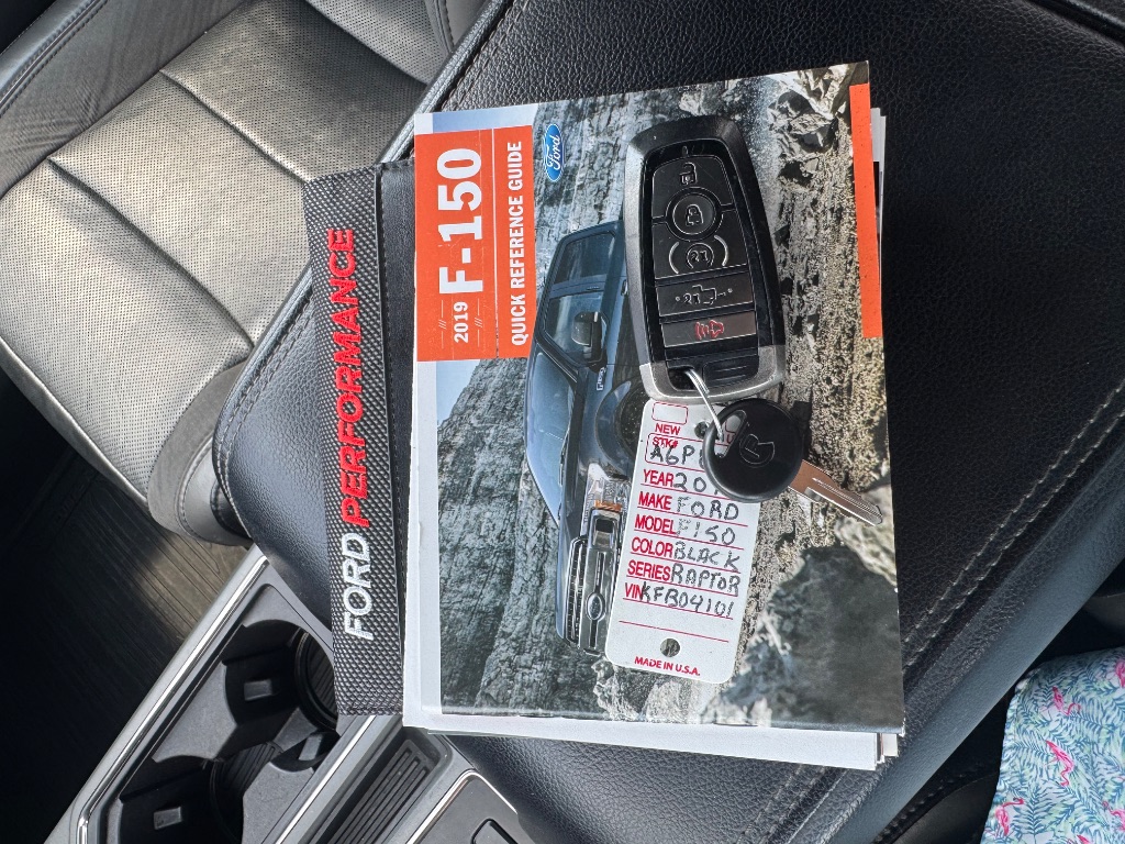 2019 Ford F-150 Raptor - Photo 16