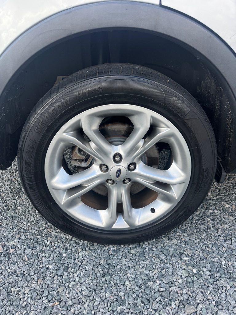 2015 Ford Explorer Limited - Photo 11